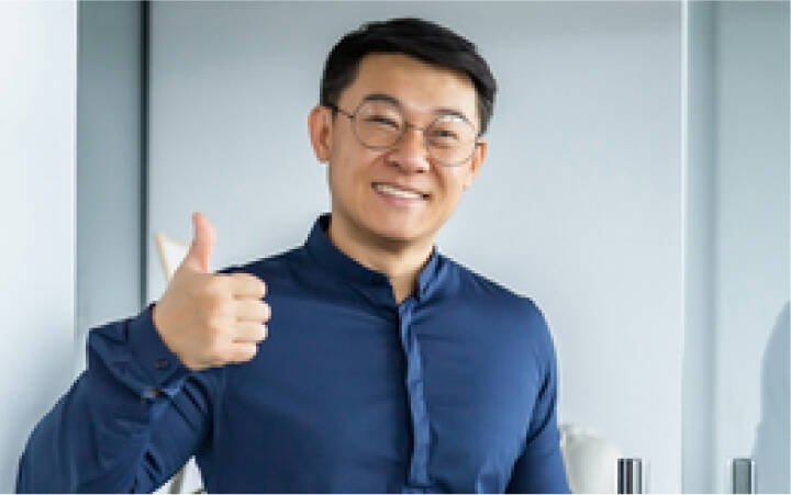 李スンホさん